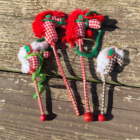 Holiday Set Of 4 Hobby Horse Ornaments Poshmark
